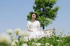 エンゲージリングを誕生石でプレゼント