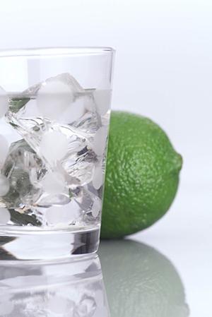 カラーストーンのリングをどこで買うのか