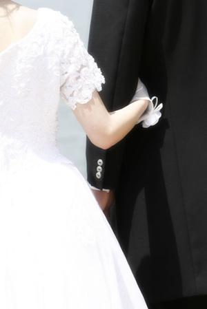 多種多様なデザインの結婚指輪があるお店